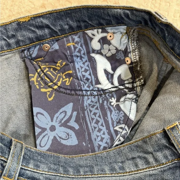 Kippys Women’s 27x31 Boot-Cut Jeans with Cross Detail & Swarovski Crystals - Picture 13 of 13